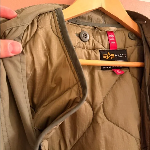 Alpha Industries Unisex Light Jacket with Shell Liner (2-in1). - Picture 7 of 7